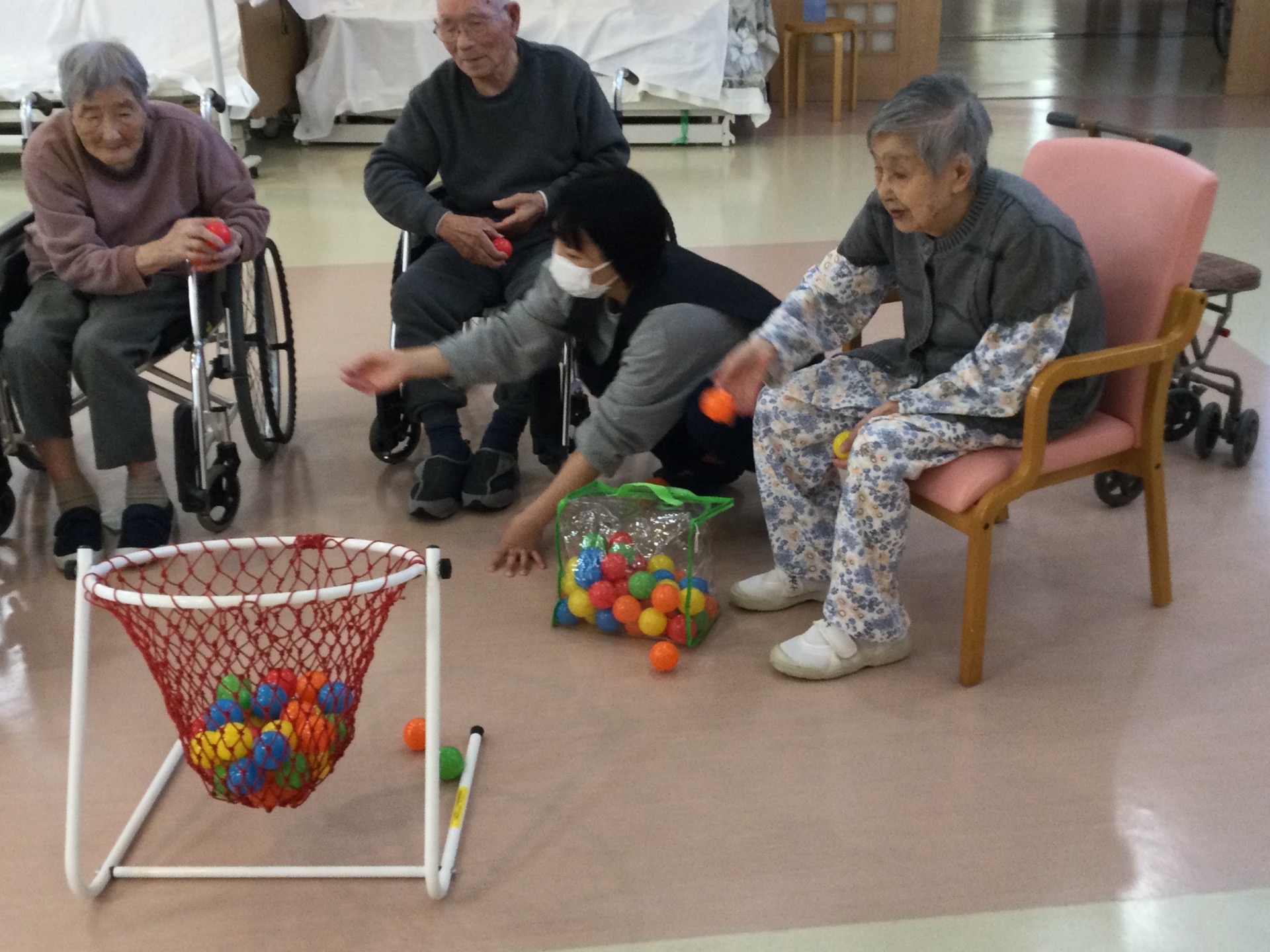 ボール投げレクリエーション